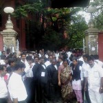உயர்நீதிமன்றத்தில் தினமலர் எரிப்பு போராட்டம் புகைப்படங்கள்
