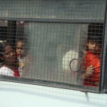 ஜெயா ஆட்சியை நாடகமாக நடித்த குற்றத்திற்காக குழந்தைகள் உட்பட 60 பேர் சிறை!