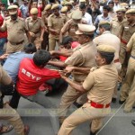 டிபிஐ-முற்றுகை-மாணவர்கள்-தோழர்கள் மீது-போலீசு-கொலைவெறி தாக்குதல்