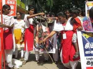 protest-against-simbu-aniruth-3
