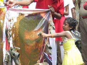 protest-against-simbu-aniruth-5