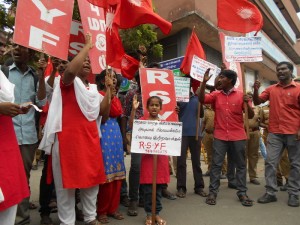 rsyf-demo-against-madurai-lenin-suicide-2
