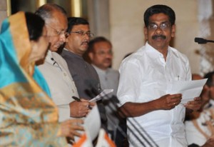பணக்கார வாரிசுகளின் காஃபி கிளப்.....15-வது பாராளுமன்றம்...