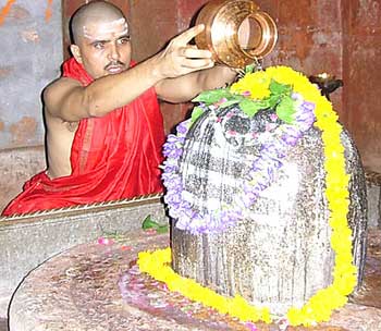 கோயில்-கொள்ளை