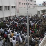 மக்கள் முற்றுகை
