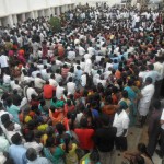 மக்கள் முற்றுகை