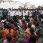 மக்கள் முற்றுகை