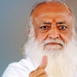 பொறுக்கி ஆஸ்ரம் பாபுவிற்காக புத்தி கெட்ட ஜேத்மலானி!