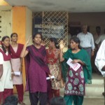 chromepet-students-deo-office-siege-10