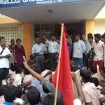 chromepet-students-deo-office-siege-22