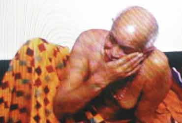 போலீஸ் காவலில் சங்கராச்சாரி போலீஸ் காவலில் சங்கராச்சாரி