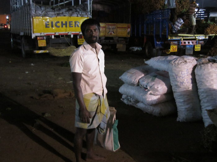 உழைப்பே வாழ்வாக உழைப்பே வாழ்வாக