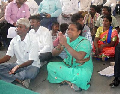 கோலார் தலித் குடும்பம் கோலார் தலித் குடும்பம்