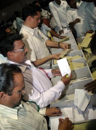 தபால் ஓட்டுகள் எண்ணிக்கை தபால் ஓட்டுகள் எண்ணிக்கை