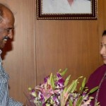 போயஸ் ரஜினியும் போயஸ் ராணியும் ஊழலில் ஓரணி !