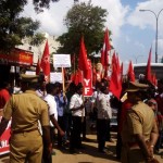 மன்னார்குடி : மீத்தேன் எதிர்ப்பு போராட்டக் குழு முற்றுகைப் போராட்டம்