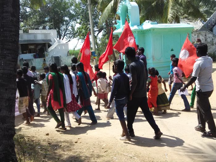 அழிவிடைதாங்கி டாஸ்மாக் உடைப்புப் போராட்டம் அழிவிடைதாங்கி டாஸ்மாக் உடைப்புப் போராட்டம்