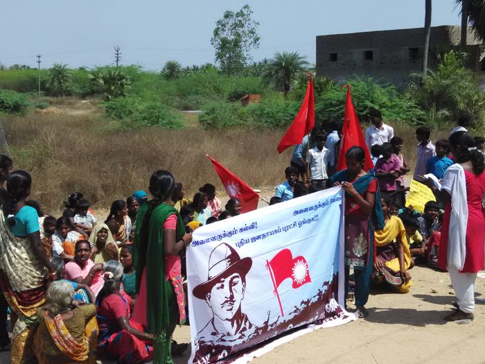 அழிவிடைதாங்கி டாஸ்மாக் உடைப்புப் போராட்டம் அழிவிடைதாங்கி டாஸ்மாக் உடைப்புப் போராட்டம்