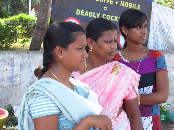 கோவை பொறியியல் மாணவி கோவை பொறியியல் மாணவி