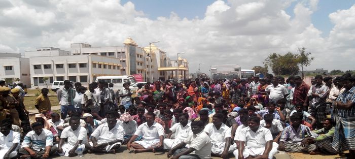 திருவாரூர் கட்டிட இடிபாடு திருவாரூர் கட்டிட இடிபாடு
