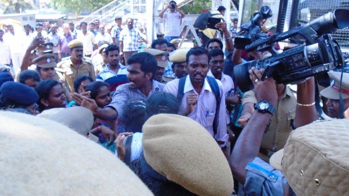 செம்மரம் சென்னை ஆர்ப்பாட்டம் செம்மரம் சென்னை ஆர்ப்பாட்டம்