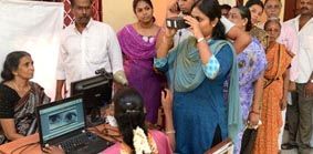 ஆதார் அடையாள அட்டை தயாரிக்கும் பணி ஆதார் அடையாள அட்டை தயாரிக்கும் பணி