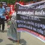 jaya-swearing-in-protest-at-chennai-hc-04