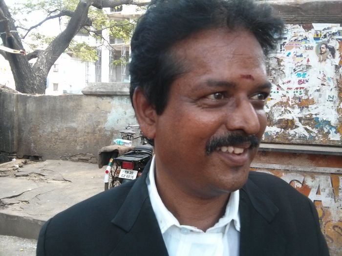 வழக்குரைஞர் சாரதி வழக்குரைஞர் சாரதி