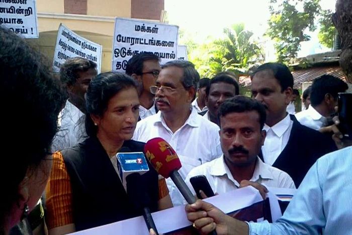 பெண் வழக்கறிஞர்கள் சங்கத் தலைவர் வழக்குரைஞர் நளினி பெண் வழக்கறிஞர்கள் சங்கத் தலைவர் வழக்குரைஞர் நளினி