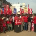 ndlf-set-fire-to-modi-labour-law-amendments-sriperumputhur-11