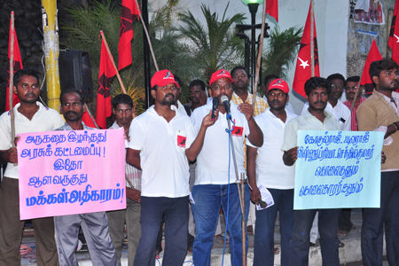 கோகுல்ராஜ், விஷ்ணுபிரியா கொலை - ஆர்ப்பாட்டம் கோகுல்ராஜ், விஷ்ணுபிரியா கொலை - ஆர்ப்பாட்டம்