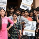 jnusu-vice-president-shehla-rashid-addressing-protestors