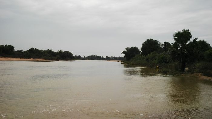 கடலூர் வெள்ள பாதிப்பு கடலூர் வெள்ள பாதிப்பு