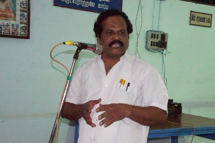 இந்திரஜித், சி.பி.ஐ-ன் புறநகர் மாவட்ட செயலாளர் இந்திரஜித், சி.பி.ஐ-ன் புறநகர் மாவட்ட செயலாளர்