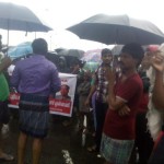 Chennai-Flood-people-protest-kummudipoondi-1