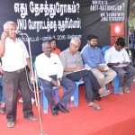 பேராசிரியர். சிவக்குமார், கல்லூரி முன்னாள் முதல்வர், குடியாத்தம் அரசுக் கல்லூரி.