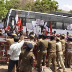 shutdown-tasmac-siege-madurai-09