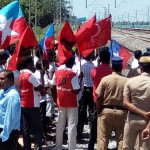 cauvery-issue-thiruvennai-nallur-rail-roko-6