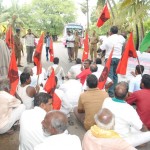 pp-block-road-demanding-cauvery-water-4