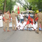 pp-block-road-demanding-cauvery-water-5
