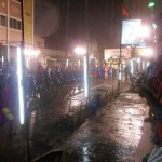 கொட்டும் மழையிலும் நடைபெரும் பொதுக்கூட்டம் (2)