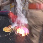 பூட்ஸ் காலில் மிதிபடும் ராமன்
