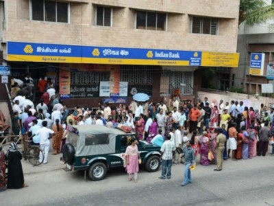 atm-crowd chennai