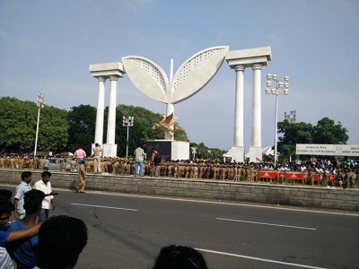 anna-square