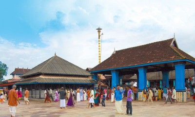 சோட்டாணிக்கரை பகவதி அம்மன் கோவில். சோட்டாணிக்கரை பகவதி அம்மன் கோவில்.