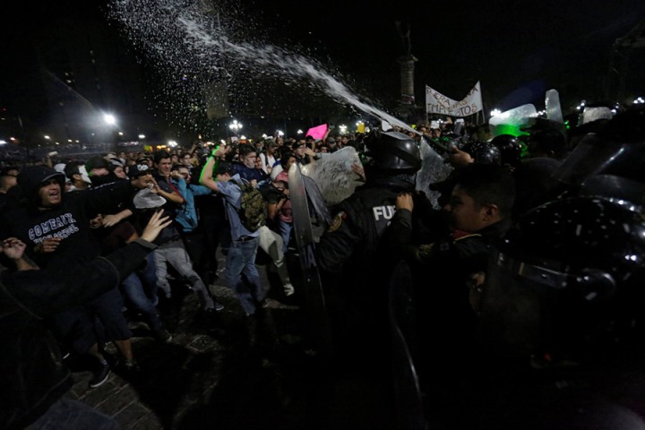 mexico-people-protest8