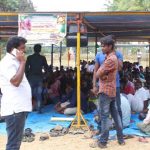 போராட்டக்களத்தில் உளவுப்பிரிவு போலீசு