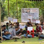 Chennai-IIT-student-support-tn-farmars-15.04.17-(1)