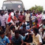 Trichy aravanur tasmac protest 15.04.17 (7)