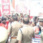 தஞ்சை ஆர்.எஸ்.எஸ் சாஸ்திரா கல்லூரி போராட்டம் (8)